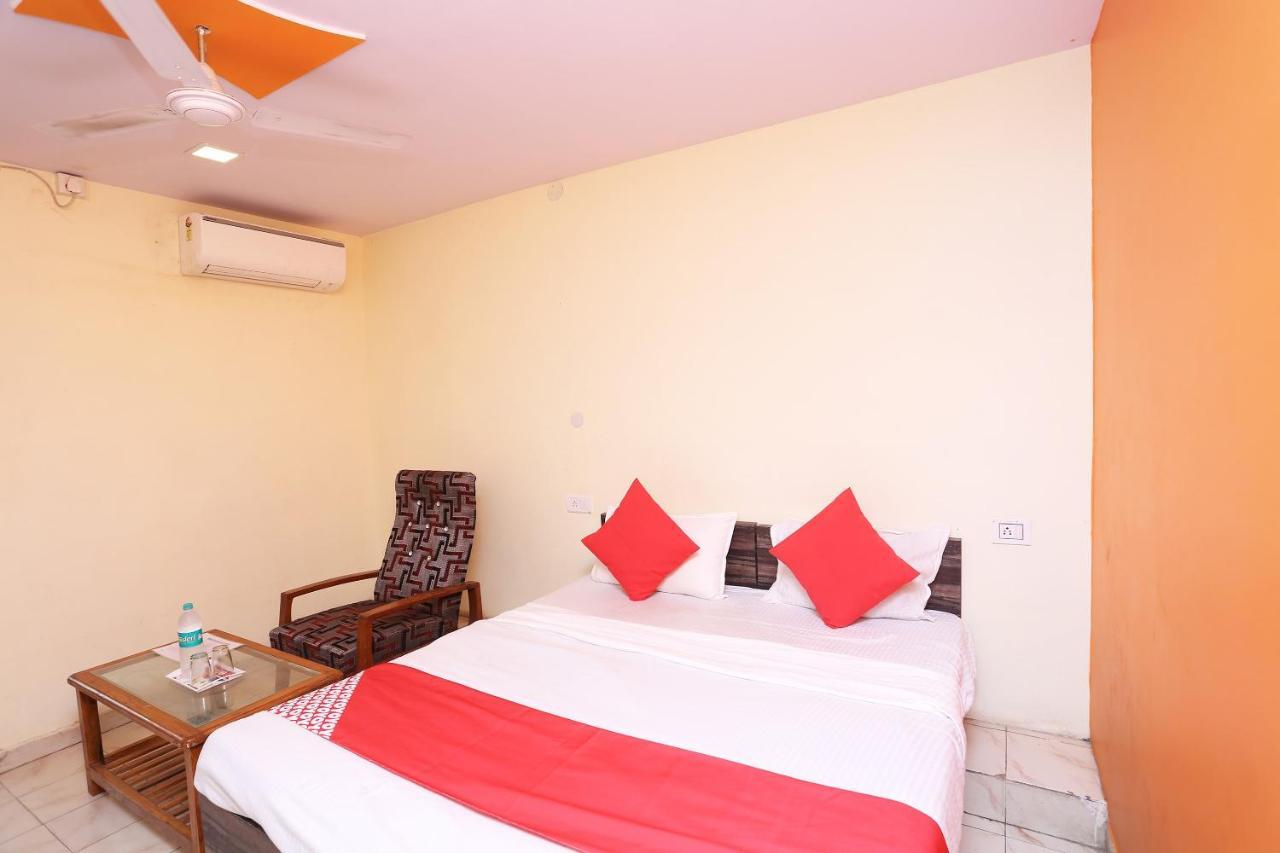Oyo 37533 Hotel Ashirwad Jabalpur Zewnętrze zdjęcie